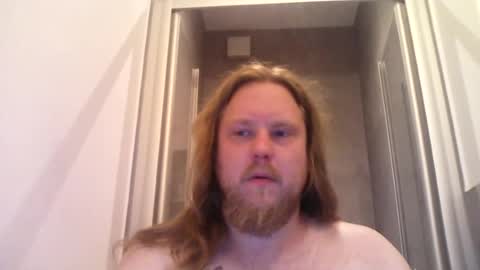thenewdude1992 online show from June 29, 7:25 pm