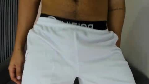 theo_morris online show from March 4, 7:26 am