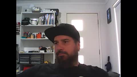 aussiebeard online show from February 14, 2:39 am