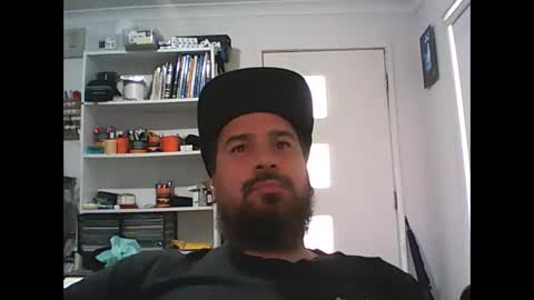 aussiebeard online show from February 4, 1:45 am