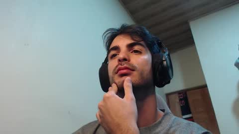 Santiago Enrique online show from October 2, 6:06 am