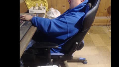 therealbigcheese0695 online show from November 10, 4:45 pm