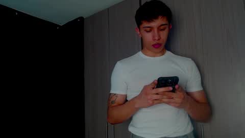 thesaint_xxx online show from September 28, 10:02 am