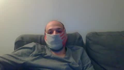 Snapshot of thetubedscarfguy chatting on February 25, 6:20 pm Scarf guy online show from February 25, 6:20 pm