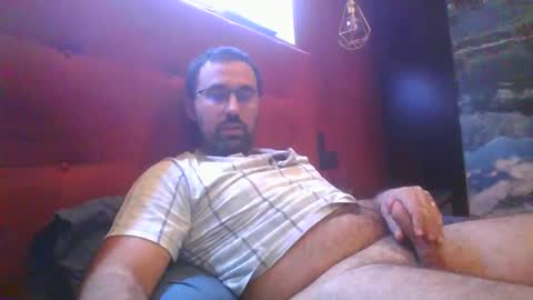 Snapshot of theviper1990 chatting on December 2, 11:05 pm Carlos1990 online show from December 2, 11:05 pm