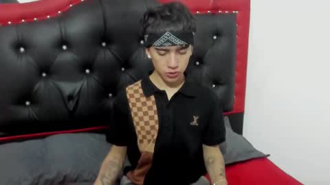 Snapshot of thiago_divine_anki chatting on October 20, 9:08 pm thiago_divine_anki online show from October 20, 9:08 pm
