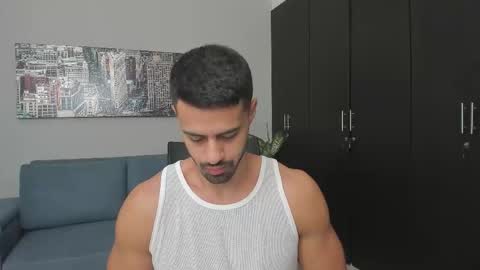 thiago_driussi online show from October 9, 9:47 am