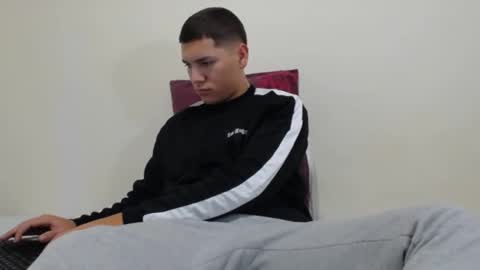 Snapshot of thiago_hot_boy chatting on January 13, 2:21 pm Thiago independent model online show from January 13, 2:21 pm