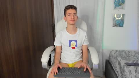 Manuel online show from October 4, 3:00 am