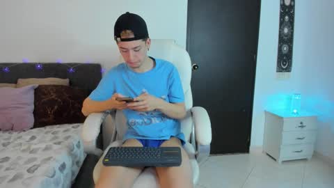 Manuel online show from February 22, 8:16 am