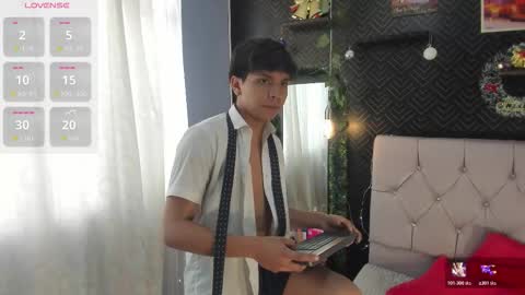 thiago online show from December 3, 2:23 pm