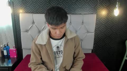 thiago online show from March 6, 7:44 pm