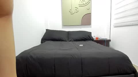 Thiago Wells online show from February 26, 6:53 pm