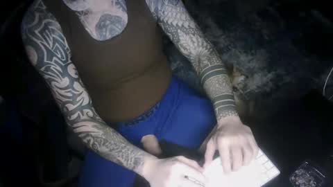 thicchogg online show from February 20, 1:35 am