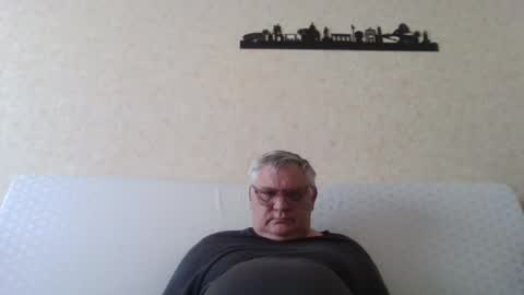 Thierrysymp online show from August 9, 5:08 pm