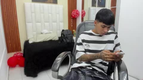  THIAGO COLLINS  online show from February 24, 11:16 pm