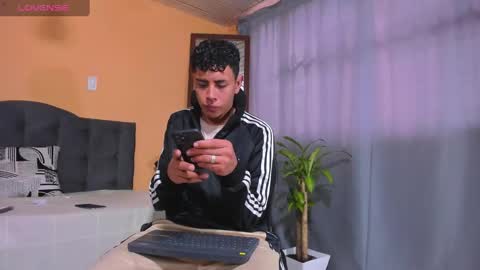 Thiiago online show from March 2, 12:47 pm