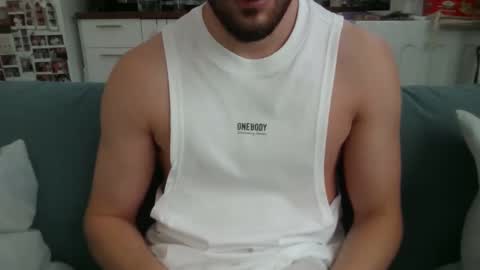 Snapshot of thinboy2 chatting on September 12, 1:22 pm Thinboy2 online show from September 12, 1:22 pm