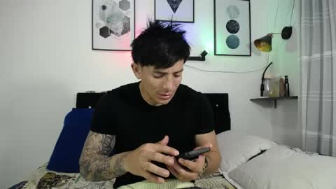 thomas_hot369 online show from March 30, 5:03 pm