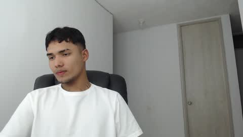 Thomas online show from January 15, 4:57 am