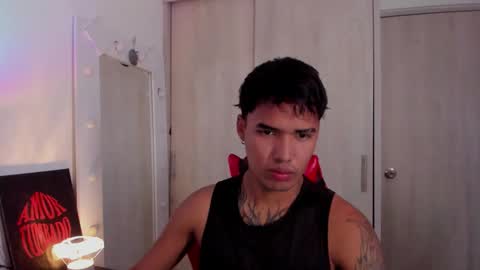 Thomas online show from February 7, 6:46 pm