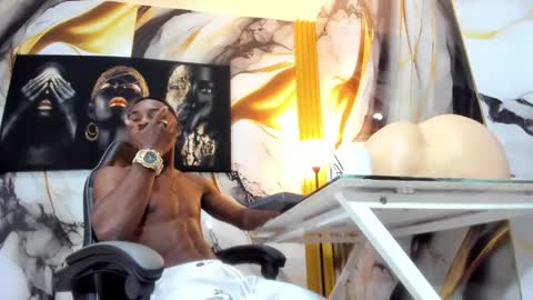 Thomas online show from November 16, 4:03 am