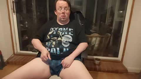 Thomsam88 check out my bio for loads of hot videos mmmmmmmmmm online show from June 17, 2:46 am