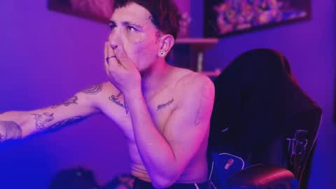 Thonixxx mr online show from March 25, 3:10 am