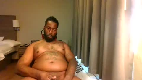 Snapshot of thotyboy68 chatting on February 10, 4:14 pm Thotyboy online show from February 10, 4:14 pm