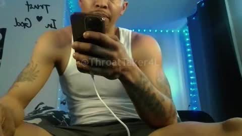ThroatTaker4l  online show from March 31, 12:18 pm