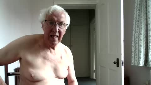 thruster99 online show from May 5, 11:56 am