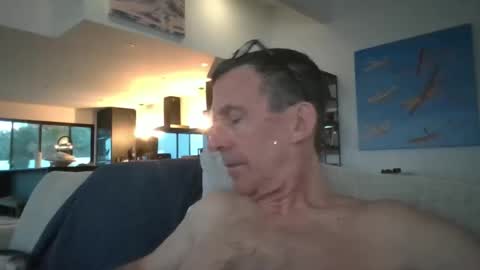 JustMe online show from February 26, 2:18 pm