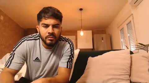 tinoclandestino online show from December 19, 11:07 am