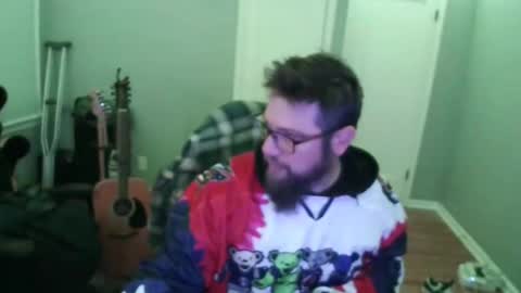 Snapshot of tippertonight chatting on October 25, 8:49 am tippertonight online show from October 25, 8:49 am
