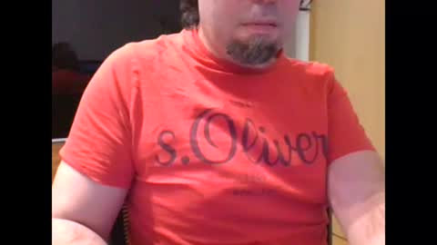Snapshot of tirolerboy27 chatting on February 5, 8:21 am Tirolerboy27 online show from February 5, 8:21 am