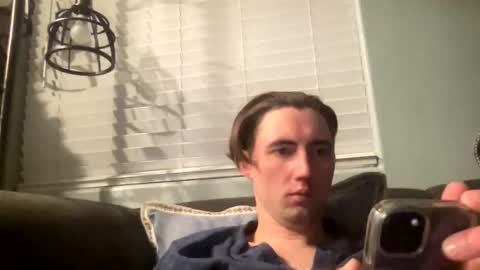 tlayne410 online show from November 18, 10:30 am