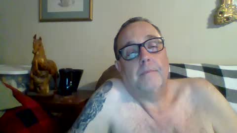 Vols online show from September 22, 12:00 am