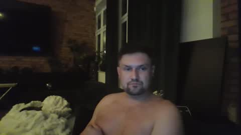 tobiasz2grzegorz online show from April 14, 2:44 am