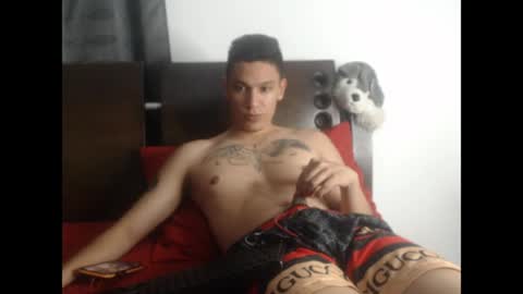 Andres Independent Model online show from June 19, 4:07 am