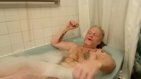 tokenless_boner online show from December 3, 9:15 am