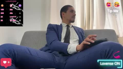 TOM online show from February 21, 7:15 pm