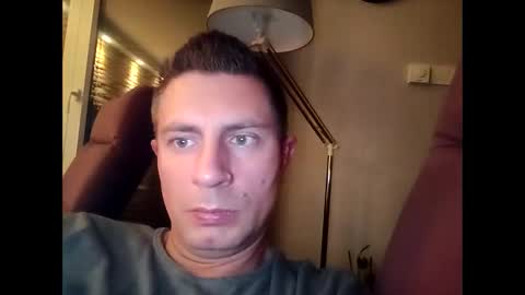 Snapshot of tom_horny84 chatting on December 2, 10:43 pm tom_horny84 online show from December 2, 10:43 pm