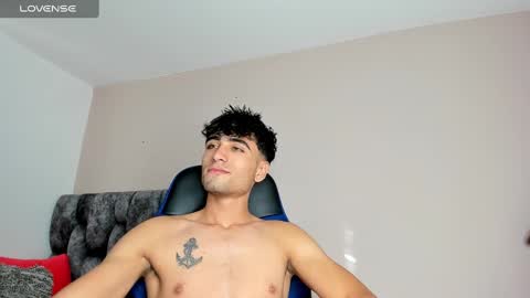 tom online show from January 23, 9:18 pm