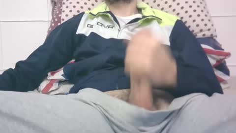 Snapshot of tommaso9046 chatting on December 12, 5:15 pm tommaso9046 online show from December 12, 5:15 pm