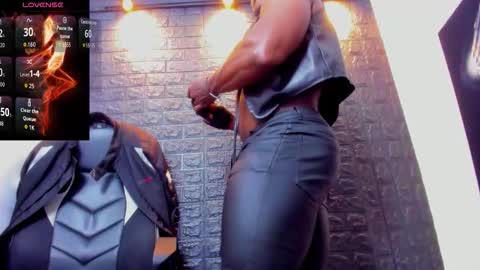 Tom Mike online show from March 25, 10:25 pm