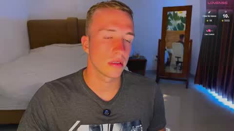 Tommy online show from September 26, 3:48 am