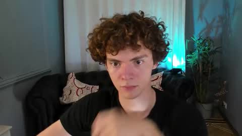 Snapshot of tommy_jamm chatting on September 8, 3:22 pm Tommy online show from September 8, 3:22 pm
