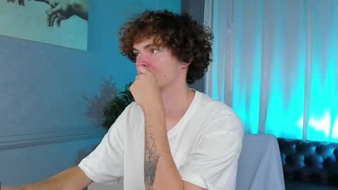 Snapshot of tommy_jamm chatting on October 13, 2:01 pm Tommy online show from October 13, 2:01 pm