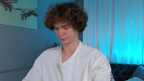 Snapshot of tommy_jamm chatting on October 20, 3:16 pm Tommy online show from October 20, 3:16 pm