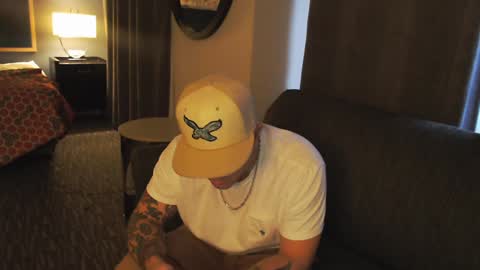 Tommy online show from December 17, 12:33 pm